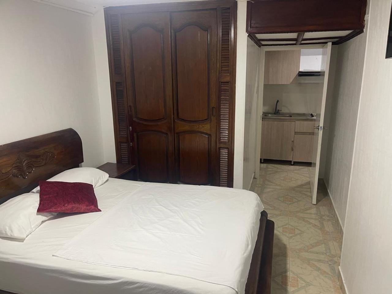 Amoblado En Bocagrande - De Indias *