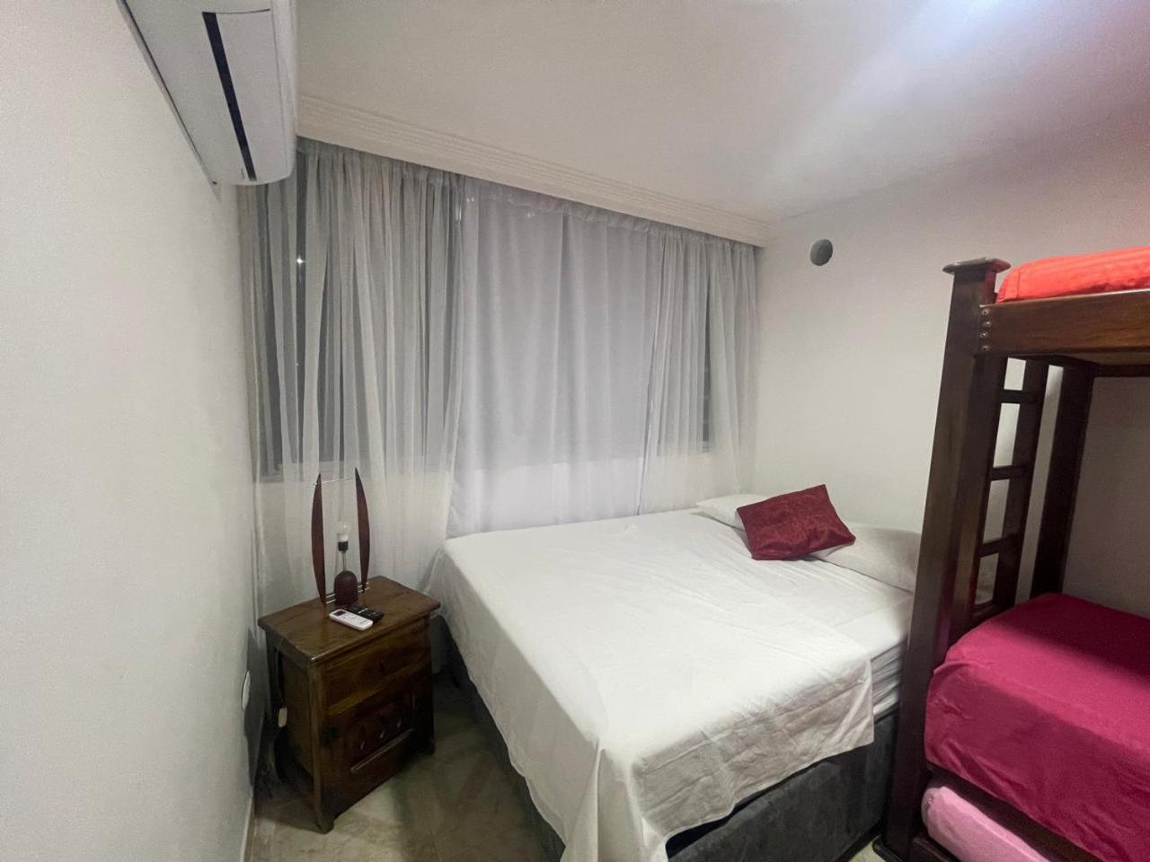 Apartamento Amoblado En Bocagrande - De Indias *
